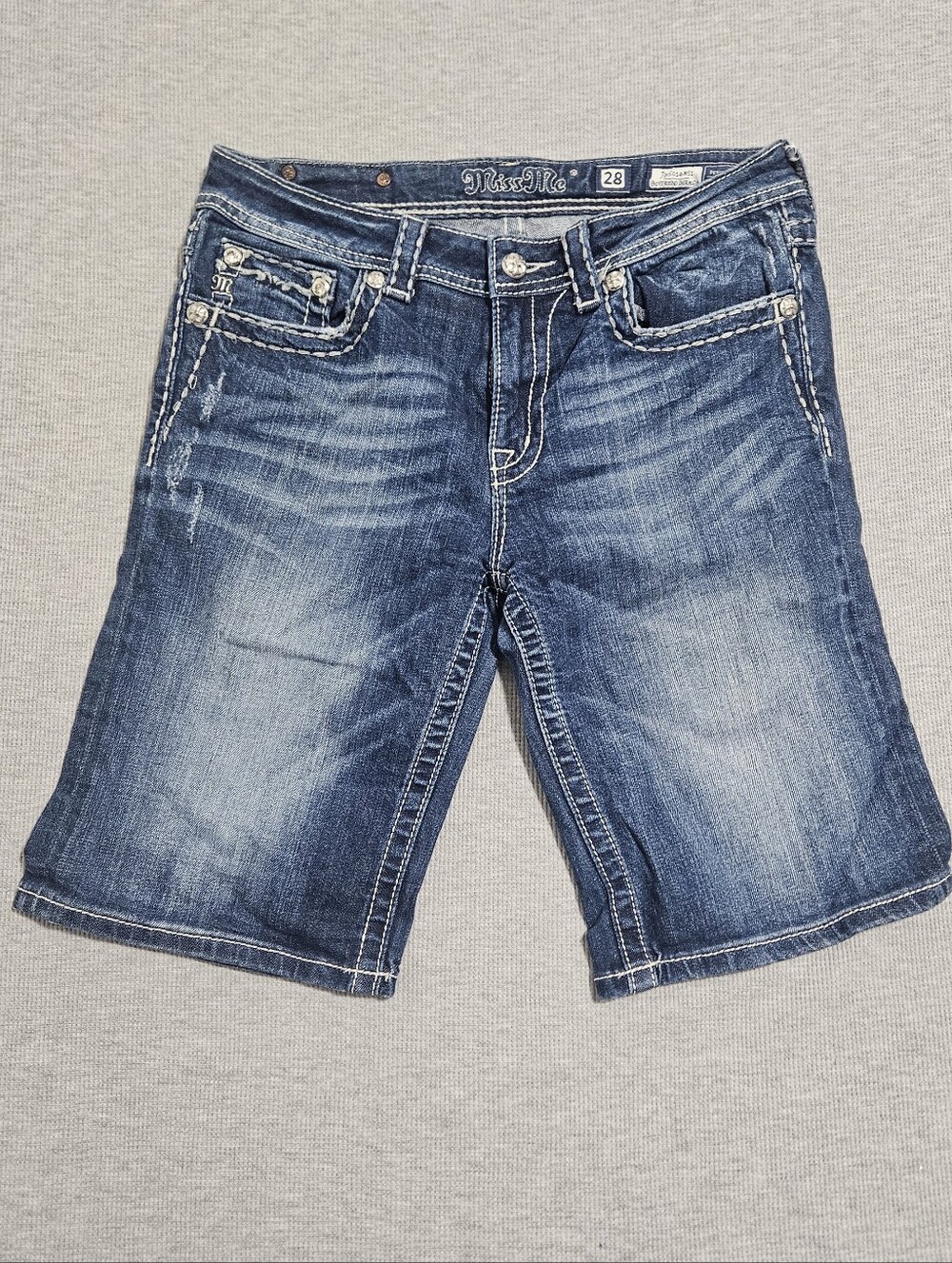 Miss Me Womens Boyfriend Cut Bermuda shorts Blue Demin Sze 28 Embellished pocket